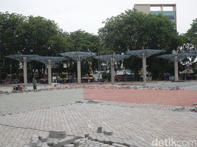 Progres Pembangunan Alun-alun Kota Bekasi Sudah 50% Lho