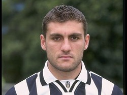 Christian Vieri di Juventus pada 1996/1997, sebelum ke Atletico Madrid. (Foto: Getty Images/Getty Images)
