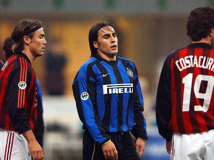 MILAN - NOVEMBER 23:  Fabio Cannavaro of Inter Milan during the Serie A match between AC Milan and Inter Milan at the G.Meazza Stadium, Milan, Italy on November 23, 2002. (Photo by Grazia Neri/Getty Images)