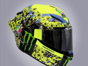 Fans Rossi Paling Mujur, Ogah Jual Helm The Doctor Rp 1,6 Miliar Fans Rossi Paling Mujur, Ogah Jual Helm The Doctor Rp 1,6 Miliar