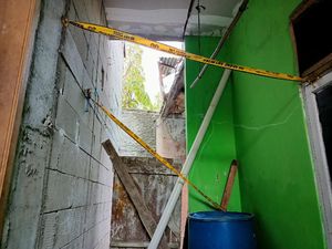 Begini Parahnya Rumah yang Roboh hingga Tewaskan Ibu-Bayi di Jakbar Begini Parahnya Rumah yang Roboh hingga Tewaskan Ibu-Bayi di Jakbar