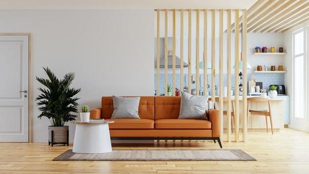 Membeli rumah yang sudah jadi.