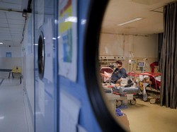 Kasus Omicron di Indonesia Terkonfirmasi Ada 1600 Pasien