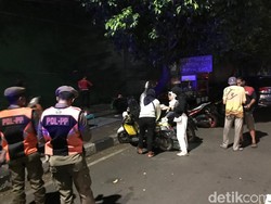 Ganggu Ketertiban Umum, Pedagang Sate Taichan Senayan Ditertibkan Satpol PP