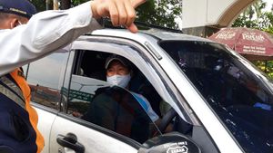 Potret Ganjil Genap Menuju Ragunan, Banyak Warga Tak Tahu