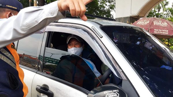 Potret Ganjil Genap Menuju Ragunan, Banyak Warga Tak Tahu
