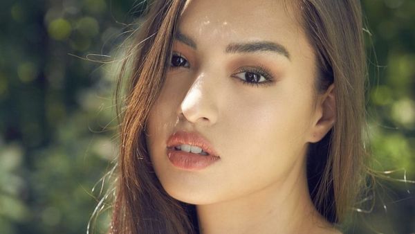 10 Foto Anchilee Scott-Kemmis, Curve Model Juara Miss Universe Thailand 2021