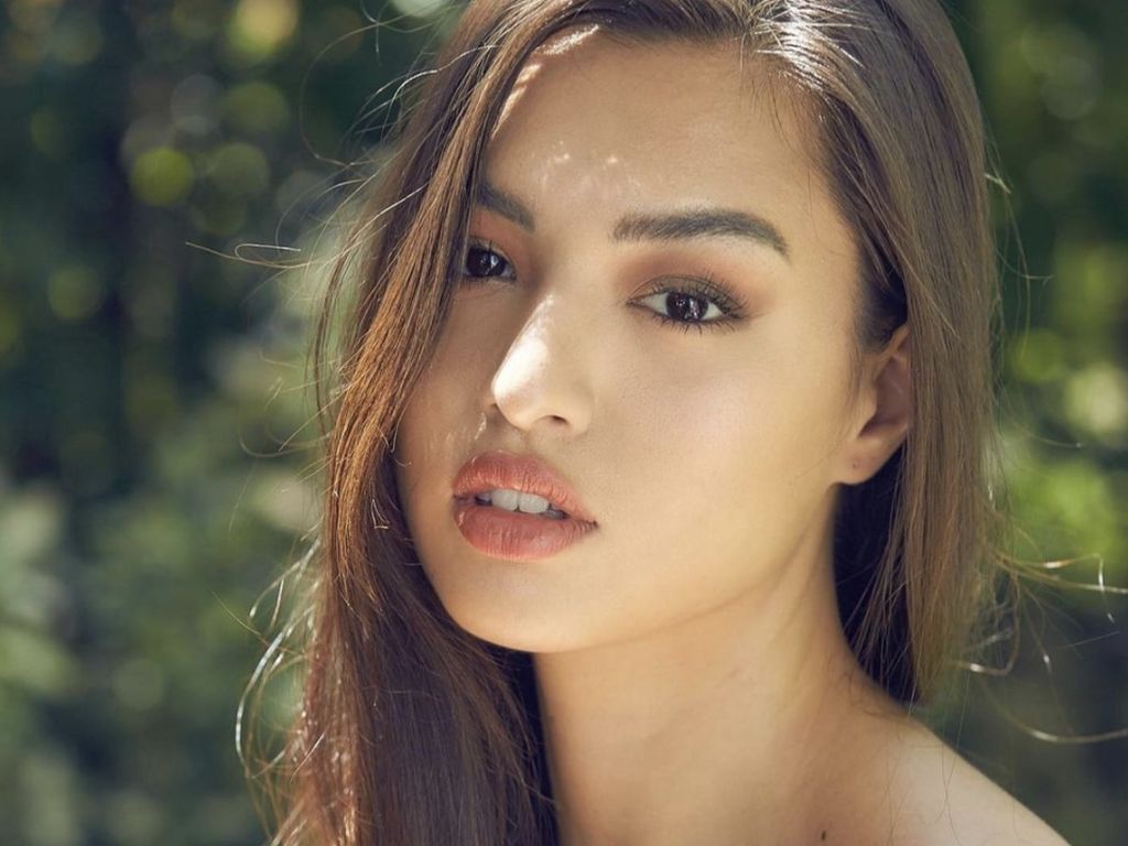 10 Foto Anchilee Scott-Kemmis, Curve Model Juara Miss Universe Thailand 2021