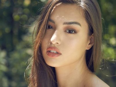 10 Foto Anchilee Scott-Kemmis, Curve Model Juara Miss Universe Thailand 2021