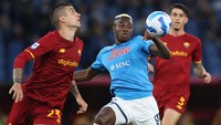 Napoli - Victor Osimhen. Di masa lalu Napoli pernah meminati Ronaldo dan jika ada kans barter, MU bisa membidik  Osimhen yang juga pernah mereka lirik. Foto: Paolo Bruno/Getty Images
