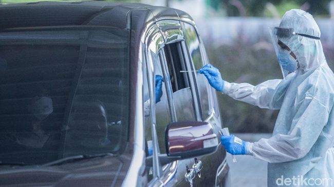 Jokowi Minta Harga Tes PCR Rp 300 Ribu, RS di Surabaya Tunggu SE Kemenkes Jokowi Minta Harga Tes PCR Rp 300 Ribu, RS di Surabaya Tunggu SE Kemenkes