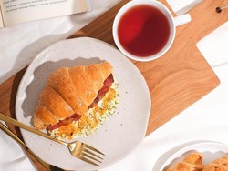 Berbagai Macam Menu Croissant Ada di Kafe Ini, Cobain Yuk!