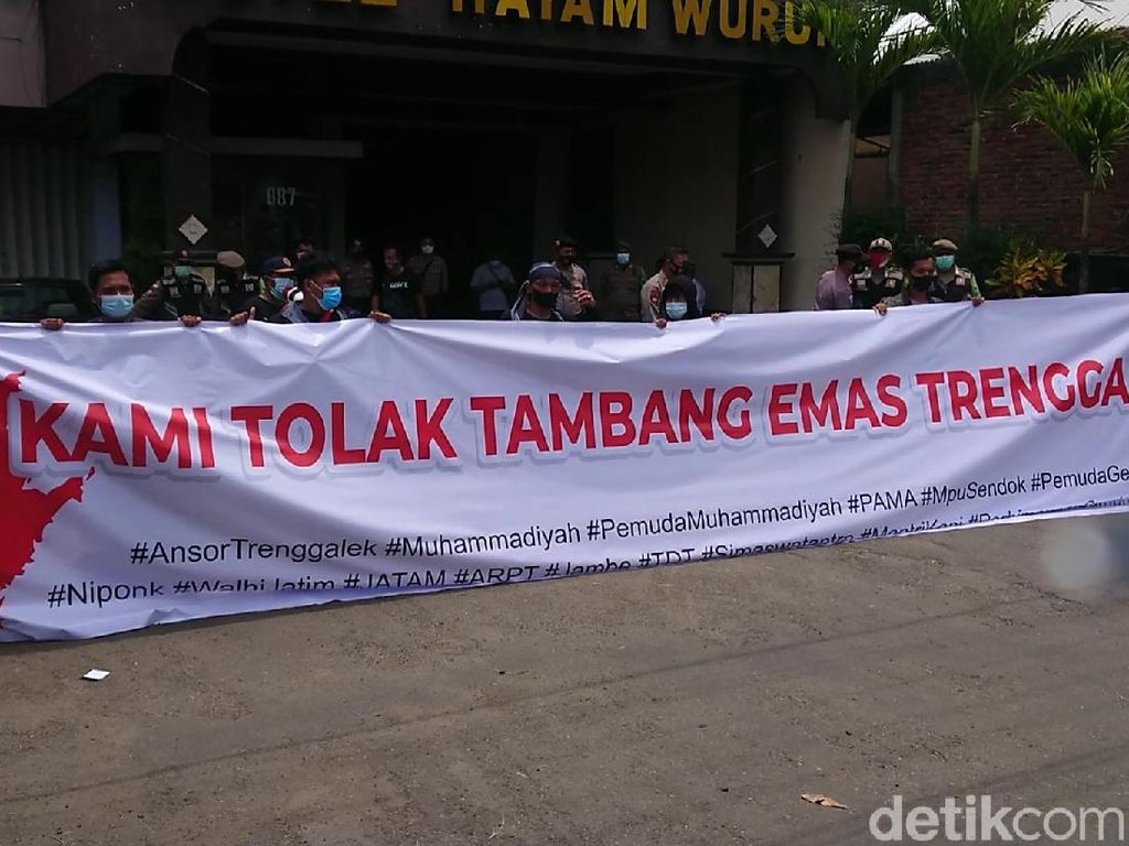Aktivis Demo Tolak Tambang Emas Trenggalek, Ini Tanggapan Perusahaan Aktivis Demo Tolak Tambang Emas Trenggalek, Ini Tanggapan Perusahaan