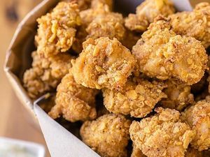 Kriuk Renyah Chicken Popcorn Gerobakan, Ada Rasa BBQ hingga Sambal Matah