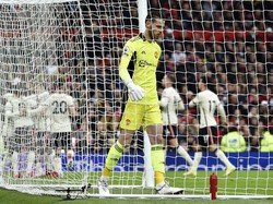 Gawang Manchester United kembali kebobolan di menit ke-38. Gawang yang dikawal David de Gea dibobol oleh Mohamed Salah. AP Photo/Rui Vieira.