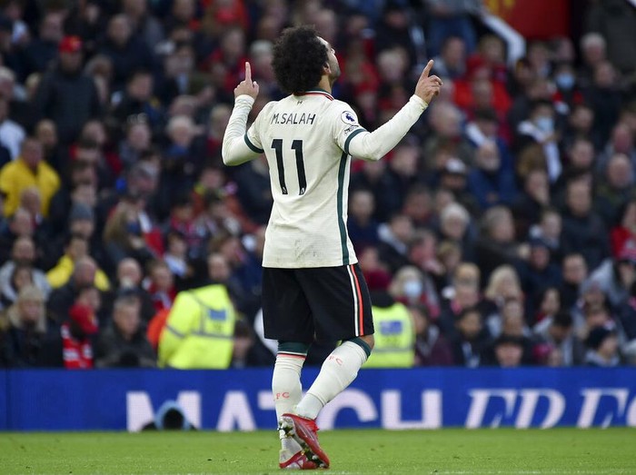 Liverpool berpesta gol di markas Manchester United di pekan kesembilan Premier League. The Reds menang telak dengan skor 5-0.