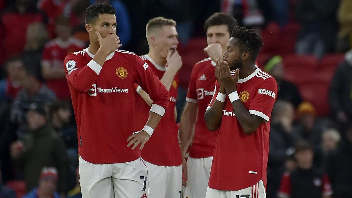 Manchester United kena senggol, nih! (Foto: AP/Rui Vieira)