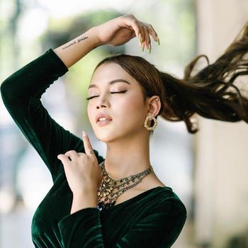 Ngaku Transgender, Intip 7 Potret Cantik Dinda Syarif Tanpa Oplas