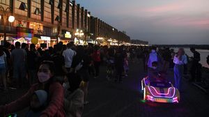 Pantai Maju Jadi Tempat Kongkow Baru Warga Jakarta