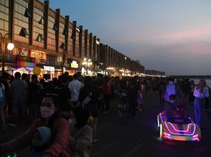 Pantai Maju Jadi Tempat Kongkow Baru Warga Jakarta Pantai Maju Jadi Tempat Kongkow Baru Warga Jakarta