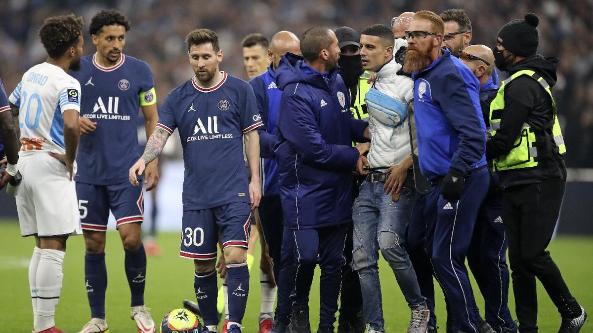 Marseille vs PSG tuntas tanpa gol. (Foto: AP/Daniel Cole)