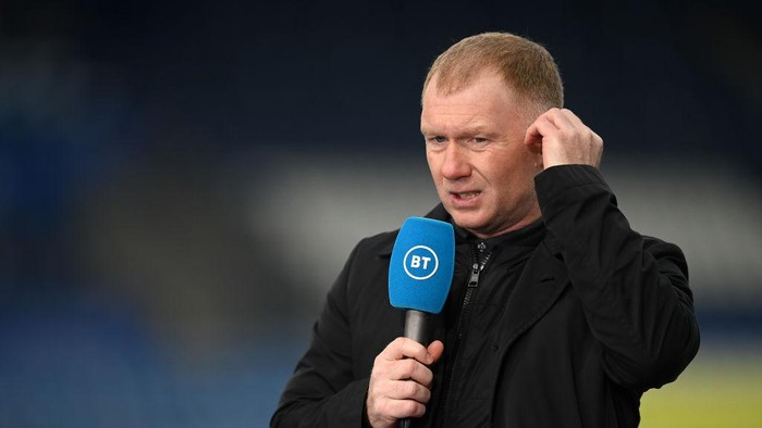 Paul Scholes LEICESTER, ENGLAND - DECEMBER 26:BT Sport Pundit, Paul Scholes looks on prior to the Premier League match between Leicester City and Manchester United at The King Power Stadium on December 26, 2020 in Leicester, England. The match will be played without fans, behind closed doors as a Covid-19 precaution. (Photo by Michael Regan/Getty Images)