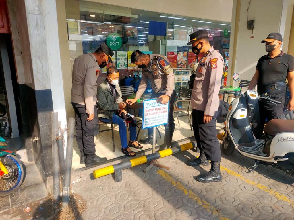 Modus Sewa Mobil, Pria Penipu Ini Diringkus Polisi di Cianjur Modus Sewa Mobil, Pria Penipu Ini Diringkus Polisi di Cianjur