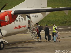Penumpang Bandara Husein Keluhkan Wajib PCR: Berat Tapi Gimana Lagi