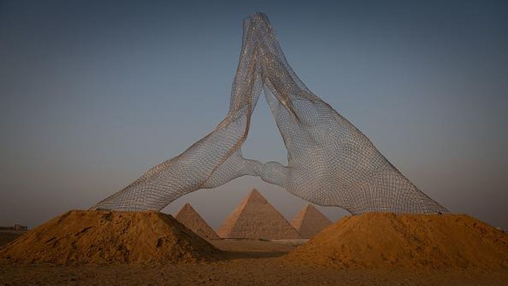 Pertama Kalinya! Piramida Giza Jadi Lokasi Pameran Seni