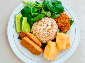 Resep Pembaca: Resep Nasi Tutug Oncom Hitam yang Sedap, Cocok Buat Vegan