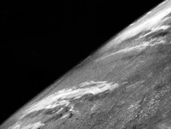 Bukan NASA, Foto Pertama Bumi Ternyata Dipotret Roket Nazi Jerman