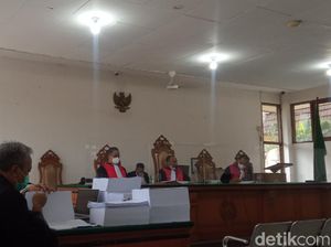 Sidang Tuntutan Aa Umbara, Jaksa Singgung Korupsi Juliari Batubara Sidang Tuntutan Aa Umbara, Jaksa Singgung Korupsi Juliari Batubara