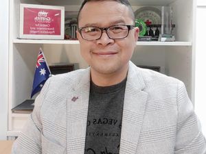 Peneliti Kritik Pernyataan Pemerintah soal RI Bisa Masuk Endemi Usai Natal Peneliti Kritik Pernyataan Pemerintah soal RI Bisa Masuk Endemi Usai Natal