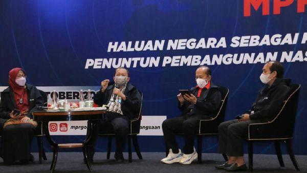 Diskusi Bahas Haluan Negara untuk Kaidah Pembangunan Nasional