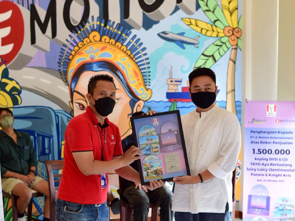 E-Motion Entertainment Beri Ruang ke Talenta Muda, Kini Hadir di Bali E-Motion Entertainment Beri Ruang ke Talenta Muda, Kini Hadir di Bali