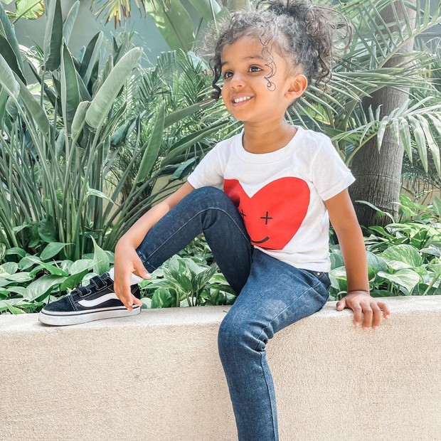 Kecerdasan Kashe terlihat sejak berusia 18 bulan