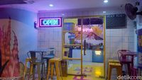 Rekomendasi Tempat Ngopi di Bogor yang Cerah Ceria Penuh Warna