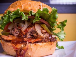 Bikin Lidah Terbakar! Ini Dia 7 Makanan Terpedas di Dunia