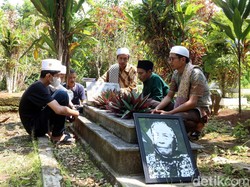 Melegenda, Makam Mak Erot di Sukabumi Kerap Diziarahi Mantan Pasien