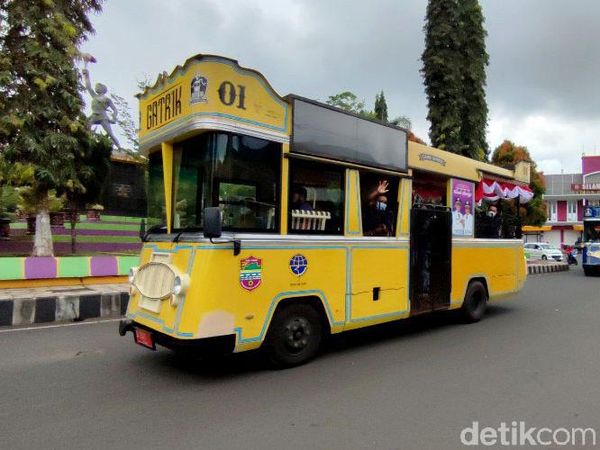 Momen 13 Atlet Jabar PON Papua Keliling Ciamis Naik Bus Wisata Gatrik