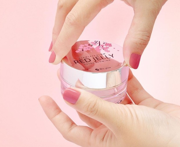 MS Glow Red Jelly ampuh mencerahkan kulit/Foto: Instagram.com/msglowbeauty ms glow