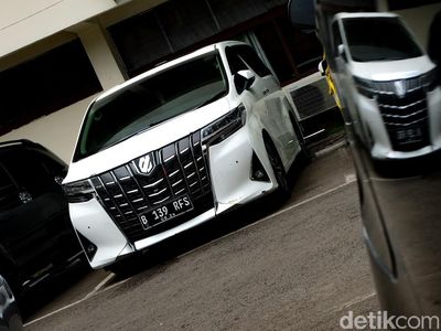 Penampakan Mobil RFS Rachel Vennya, Kok Warnanya Beda?