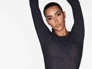 10 Wanita yang Dijuluki Kembaran Kim Kardashian, Siapa yang Paling Mirip? 10 Wanita yang Dijuluki Kembaran Kim Kardashian, Siapa yang Paling Mirip?