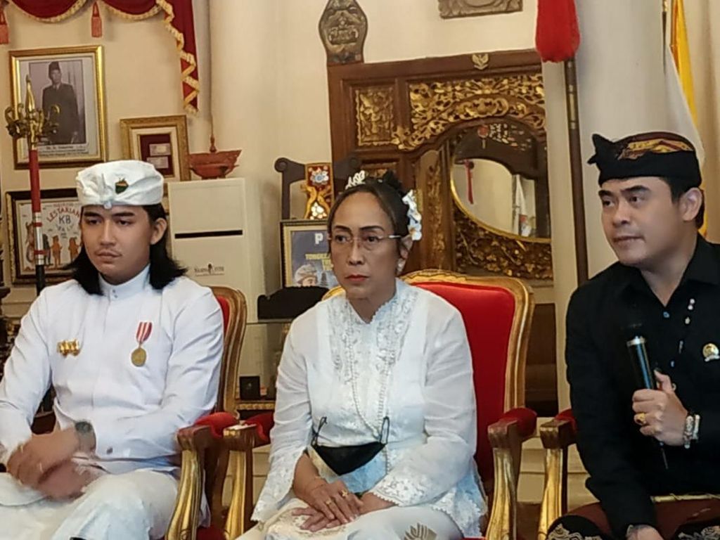 Sukmawati Pindah ke Agama Hindu Tepat di Ultah Ke-70 Sukmawati Pindah ke Agama Hindu Tepat di Ultah Ke-70