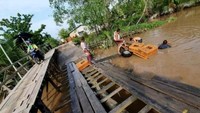 Tolong! Kondisi Jembatan di Riau Ini Memprihatinkan-Bahayakan Warga