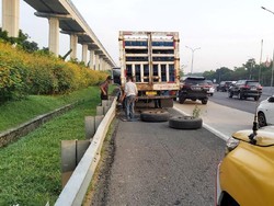 Ada Truk Patah Roda, Lalin Tol Jagorawi Arah Jakarta Macet 7 Km
