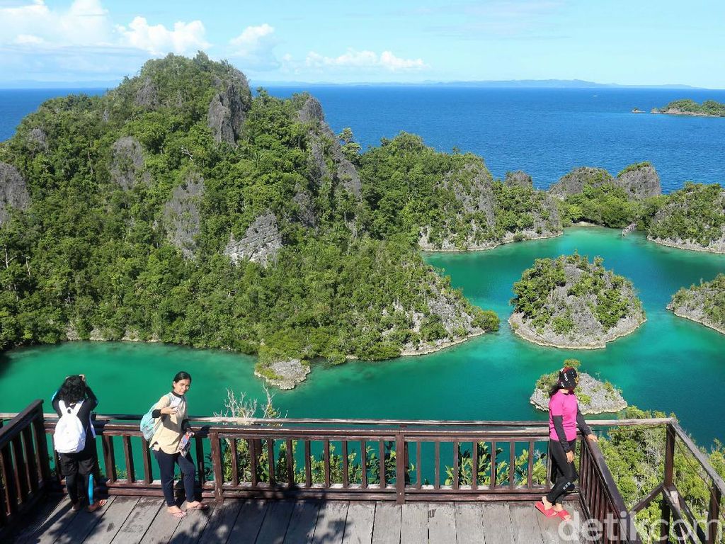 Wisata Piayanemo Raja Ampat Kembali Bergeliat Wisata Piayanemo Raja Ampat Kembali Bergeliat