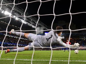 Kepa Kembali Jadi Juru Selamat Chelsea di Adu Penalti Kepa Kembali Jadi Juru Selamat Chelsea di Adu Penalti