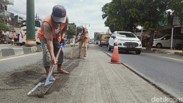 Antisipasi Musim Hujan, Ruas Jalan Yogya-Solo Diperbaiki