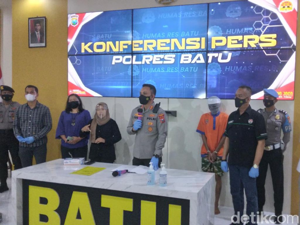 Sadis Balita Disiksa Calon Ayah Tiri-Pria Sampang Tolak Vaksin Bikin Gaduh Sadis Balita Disiksa Calon Ayah Tiri-Pria Sampang Tolak Vaksin Bikin Gaduh